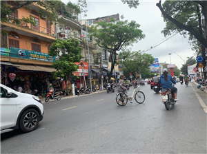 Cho thuê nhà mặt đường Điện Biên Phủ đoạn đẹp gần ngã Sáu 